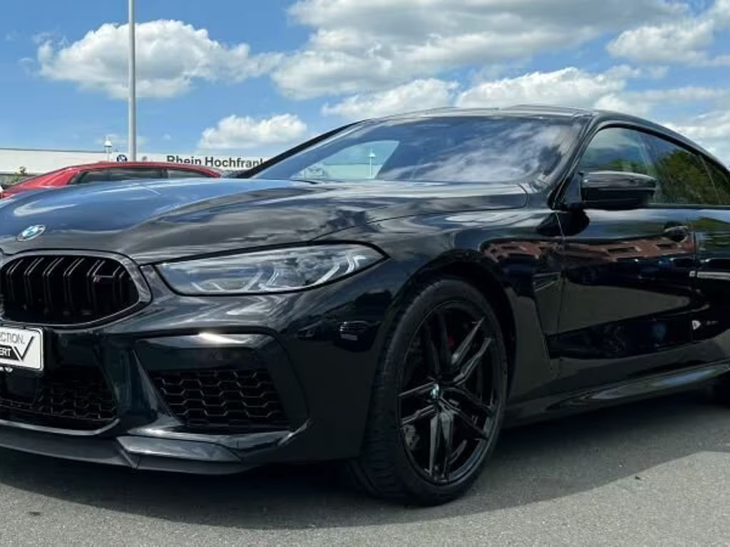BMW M8
