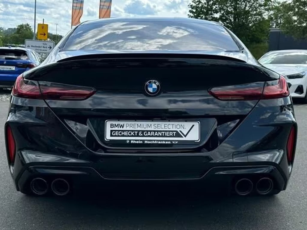BMW M8