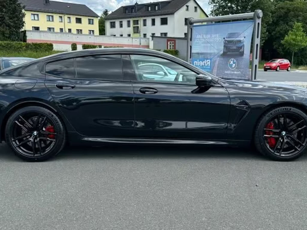 BMW M8