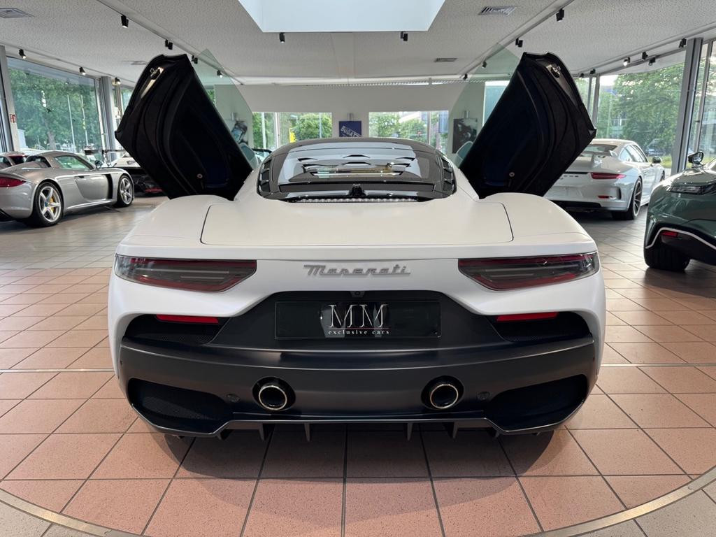 Maserati MC20
