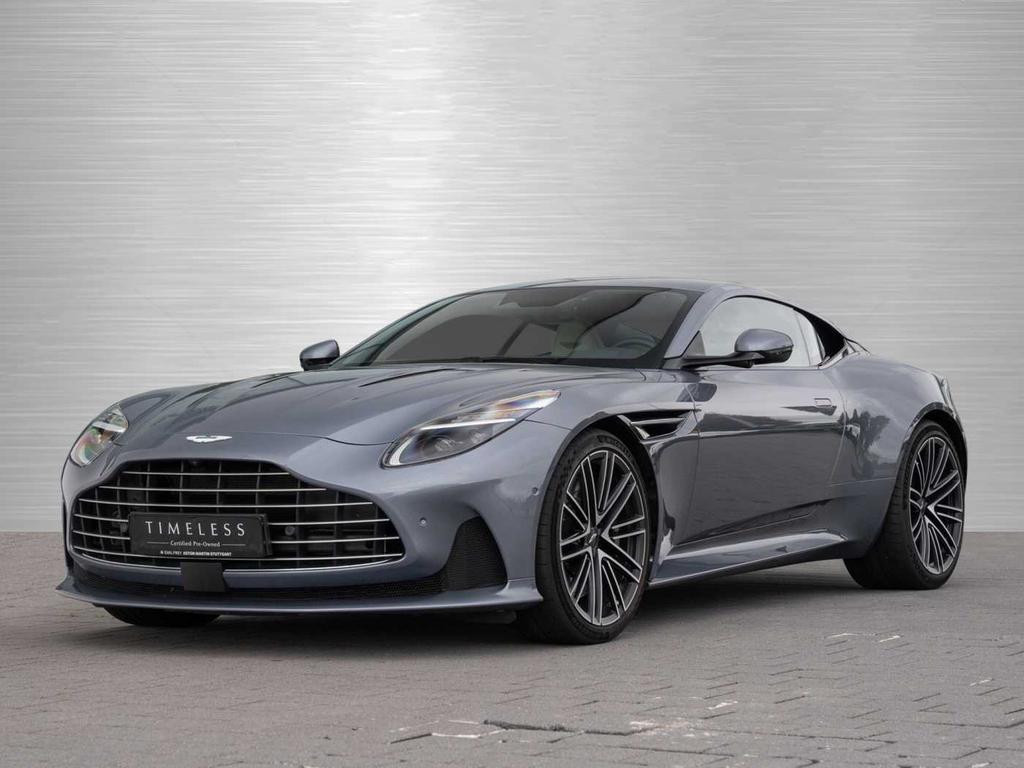 Aston Martin DB12