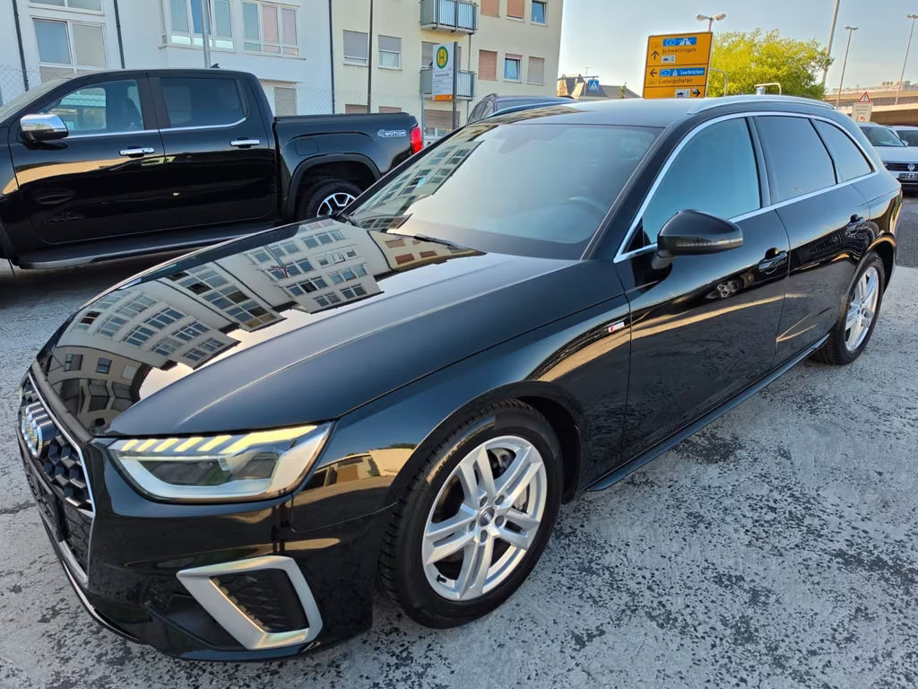 Audi A4 Avant Quattro S-Line 45 TFSI