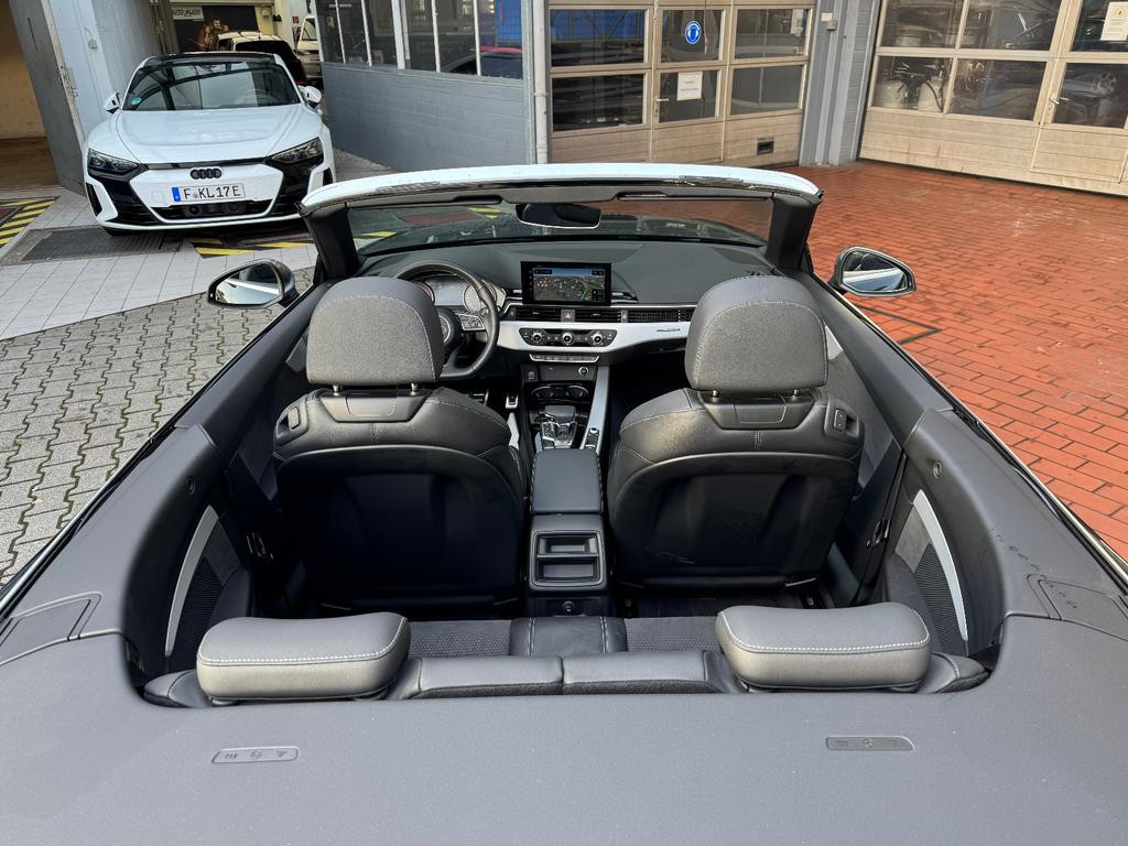 Audi S5