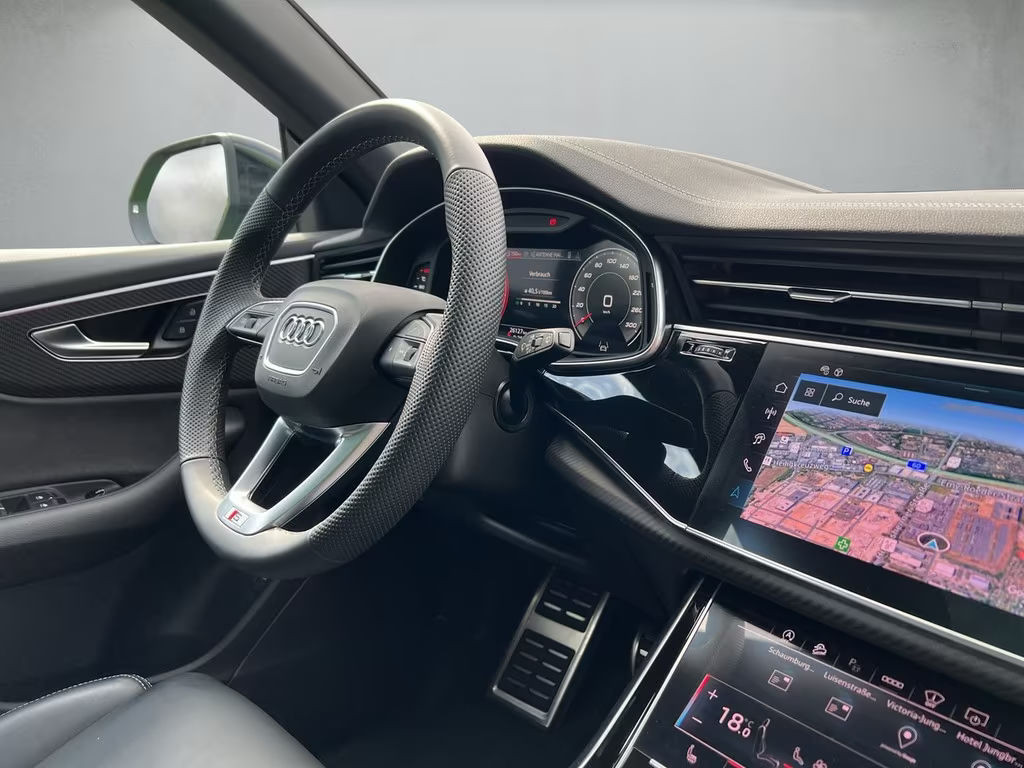 Audi SQ8