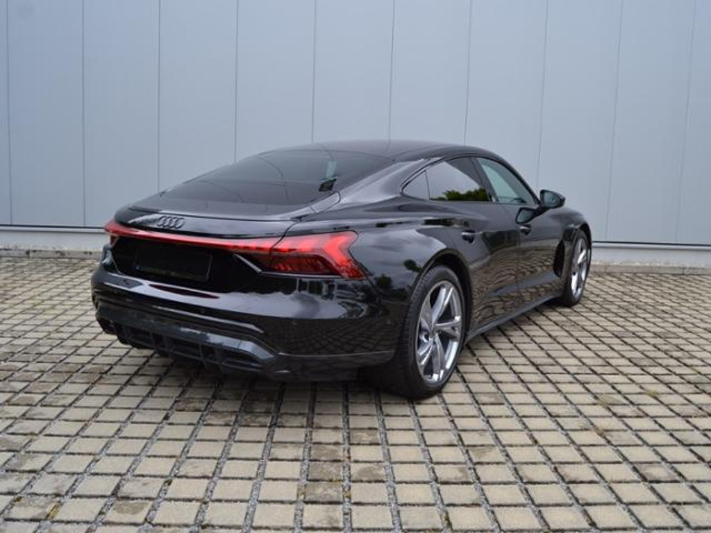 Audi e-tron GT
