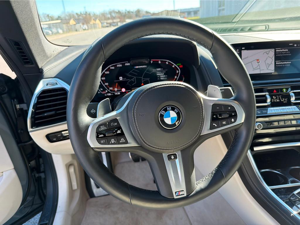 BMW M850