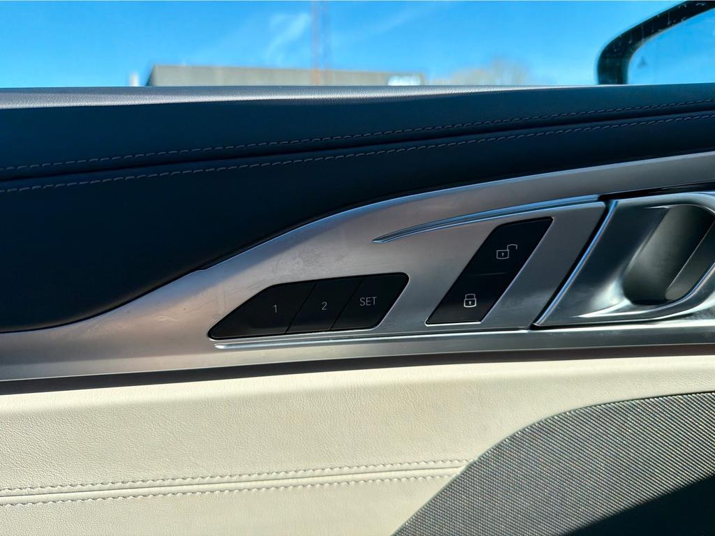 BMW M850