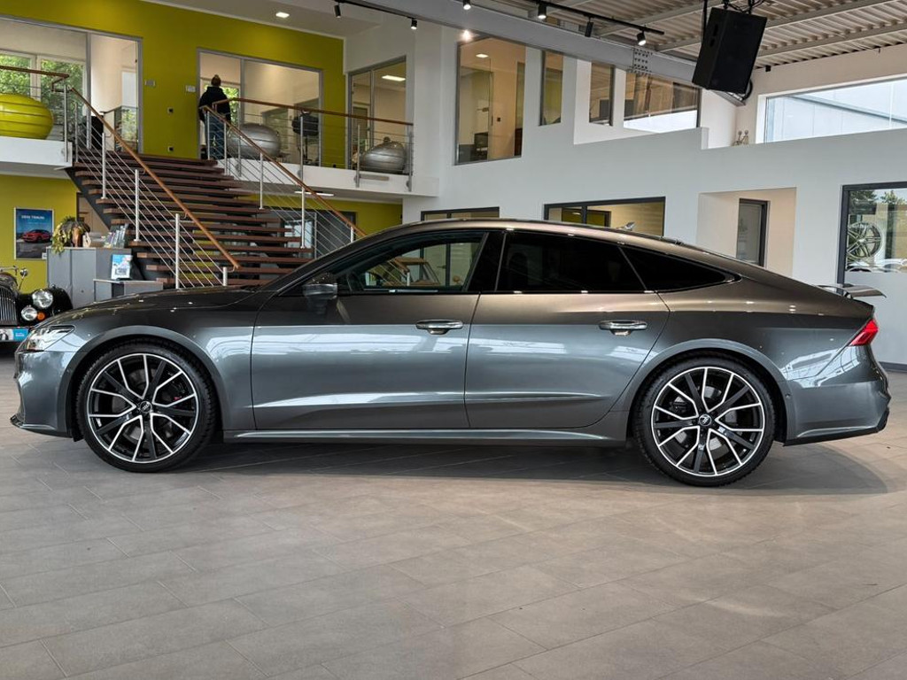 Audi S7