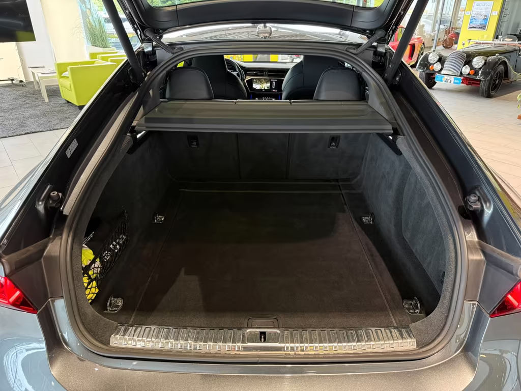 Audi S7