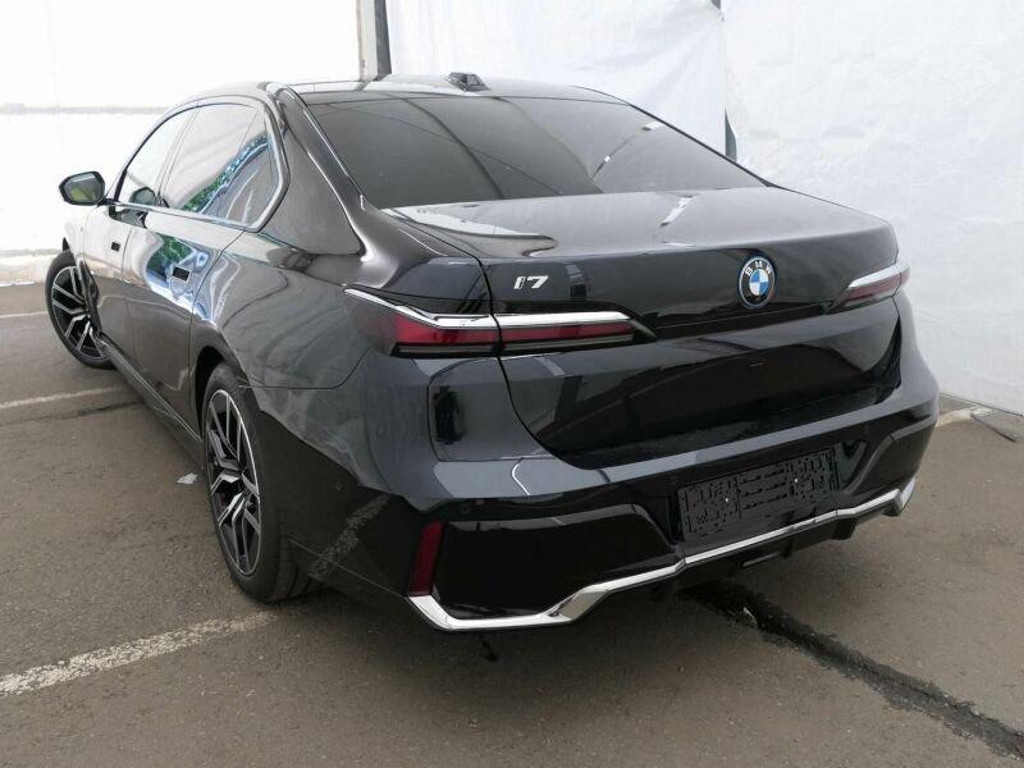 BMW i7 M-Sport Sedan