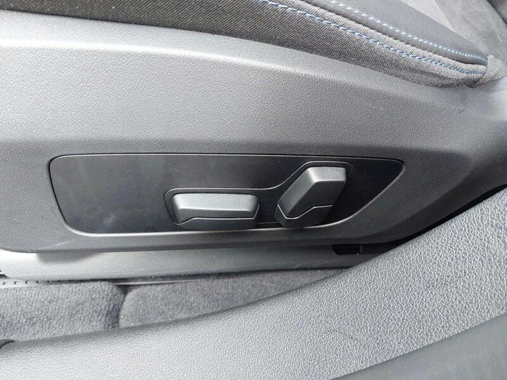 BMW 1 Serie 120 M-Sport Sedan 120d