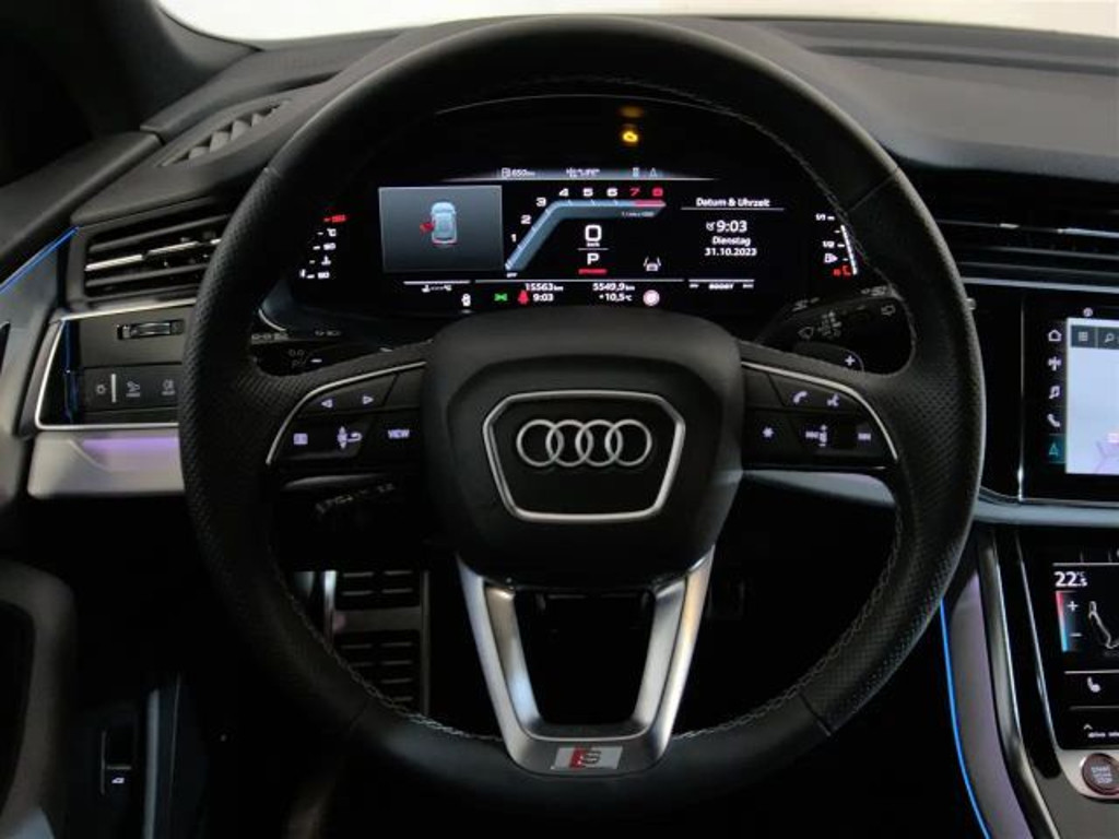 Audi SQ8