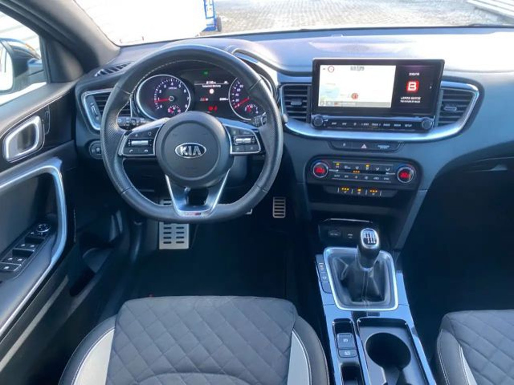 Kia ProCeed