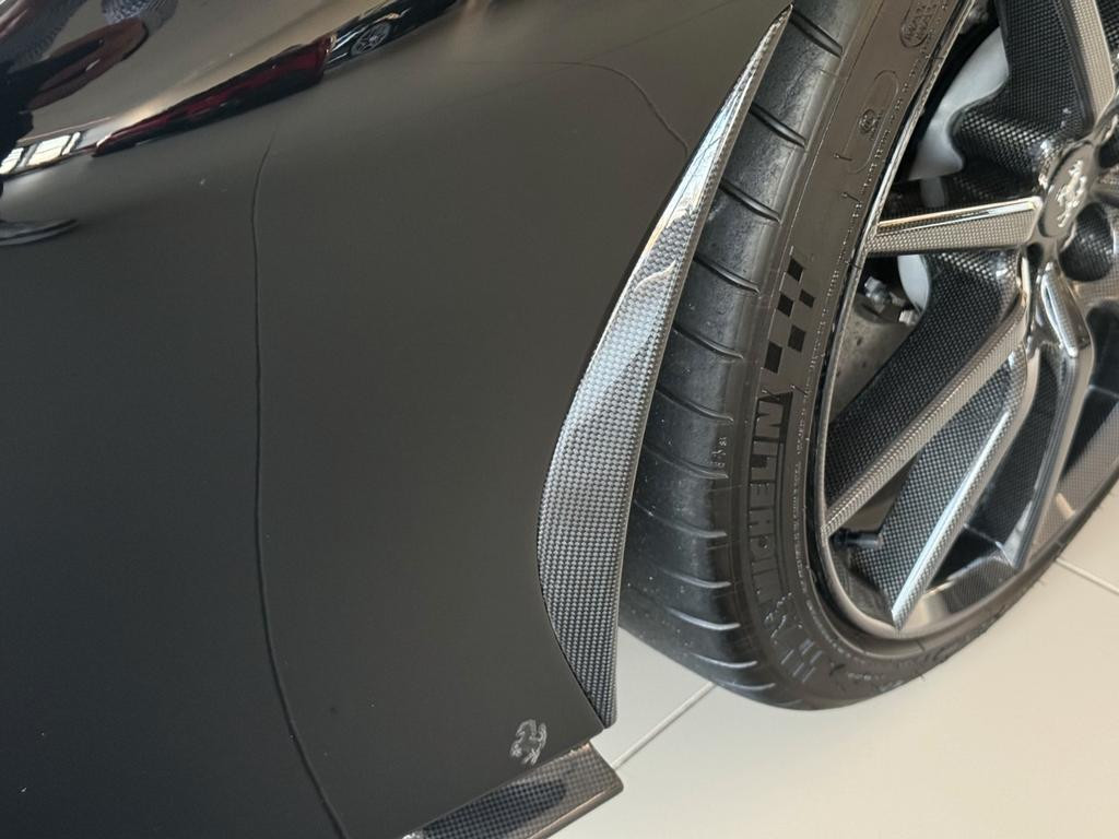 Ferrari SF90