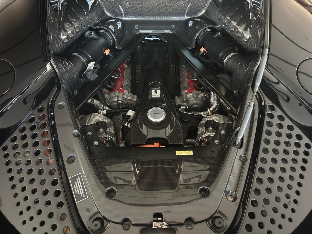 Ferrari SF90