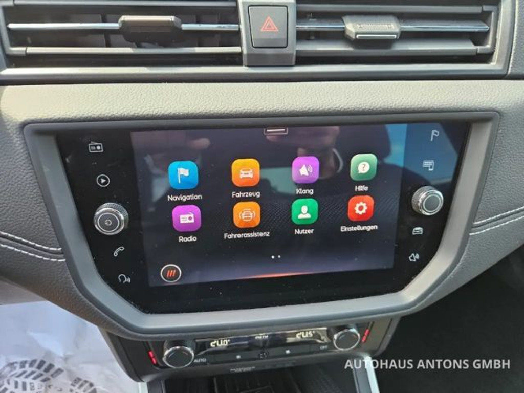 Seat Arona