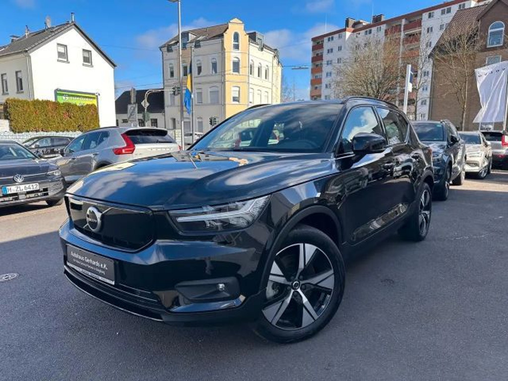 Volvo XC40 AWD