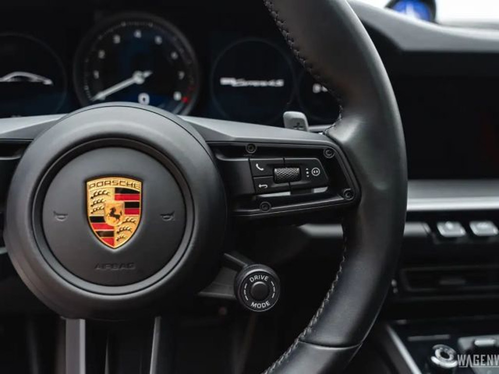 Porsche 911