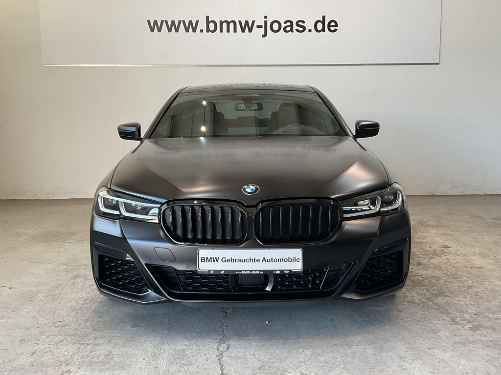 BMW M550