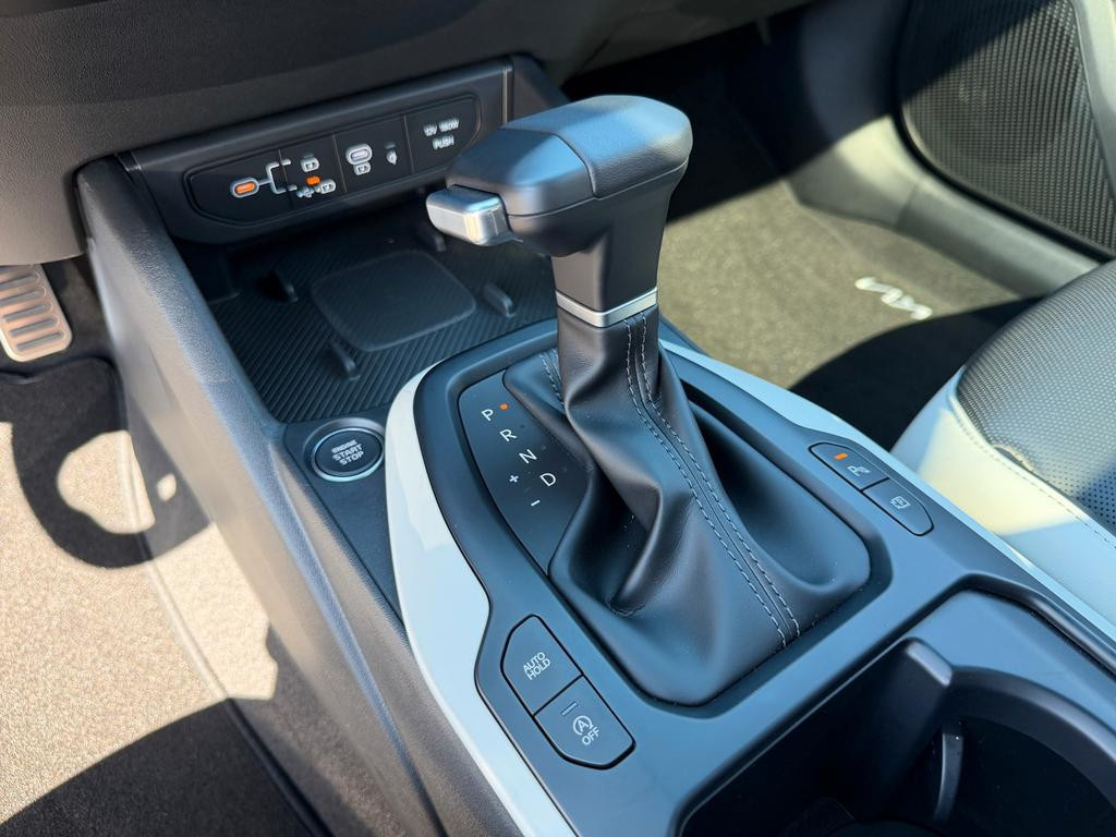 Kia K4