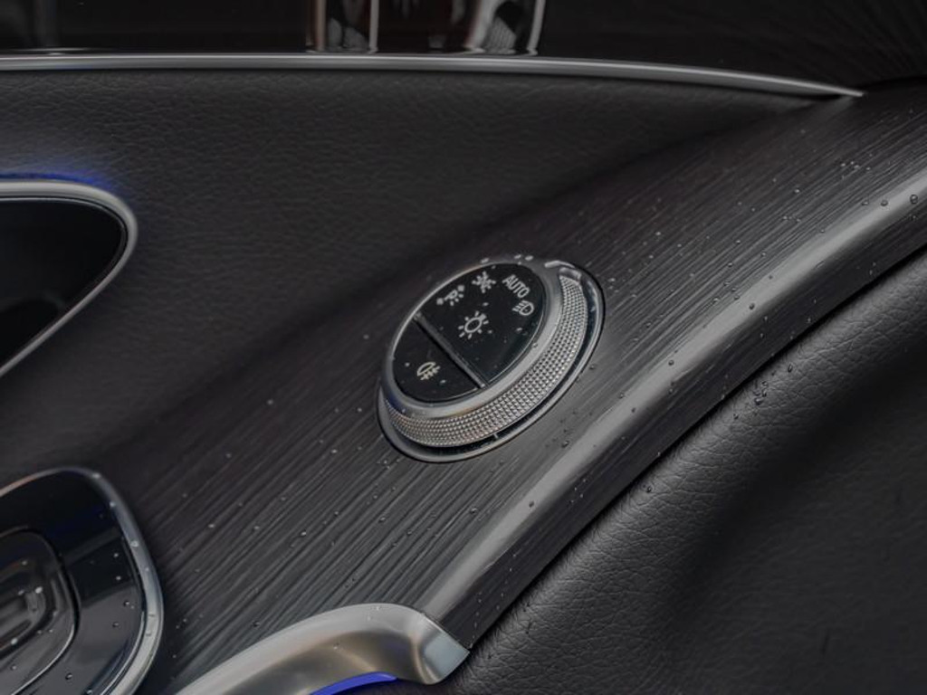 Mercedes-Benz S-Klasse