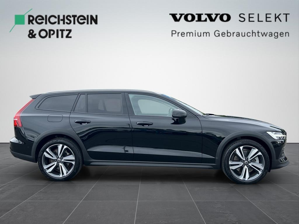 Volvo V60 Cross Country