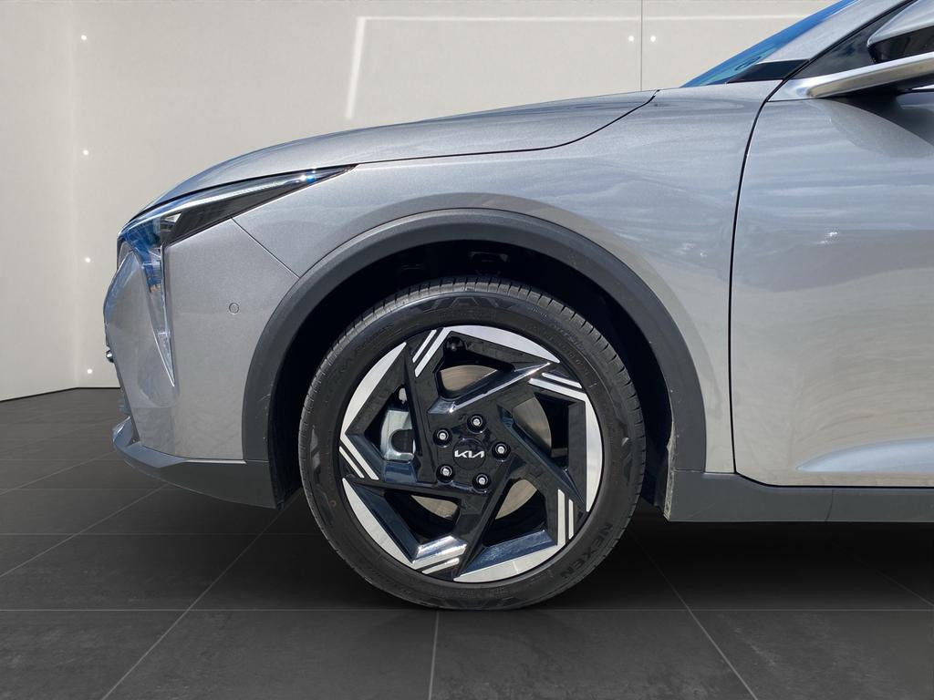 Kia K4