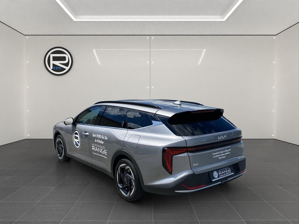 Kia K4