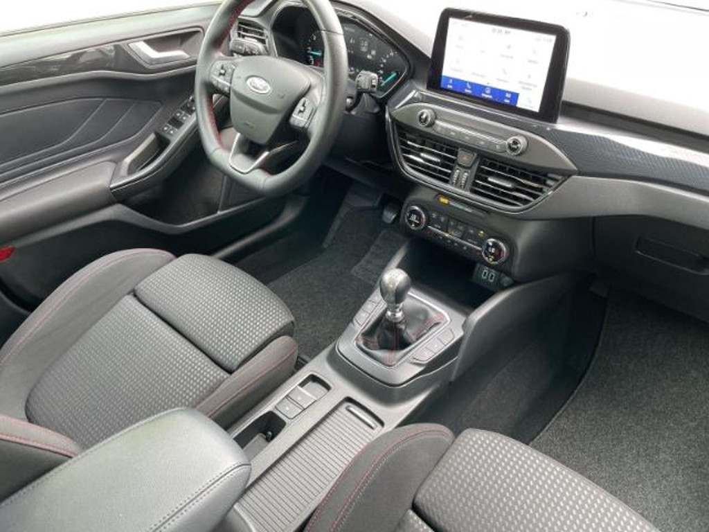Ford Focus ST Line