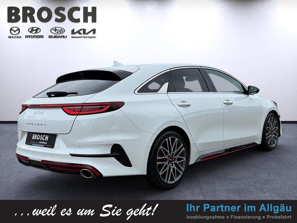 Kia ProCeed