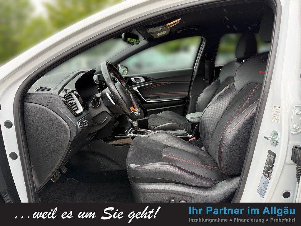 Kia ProCeed