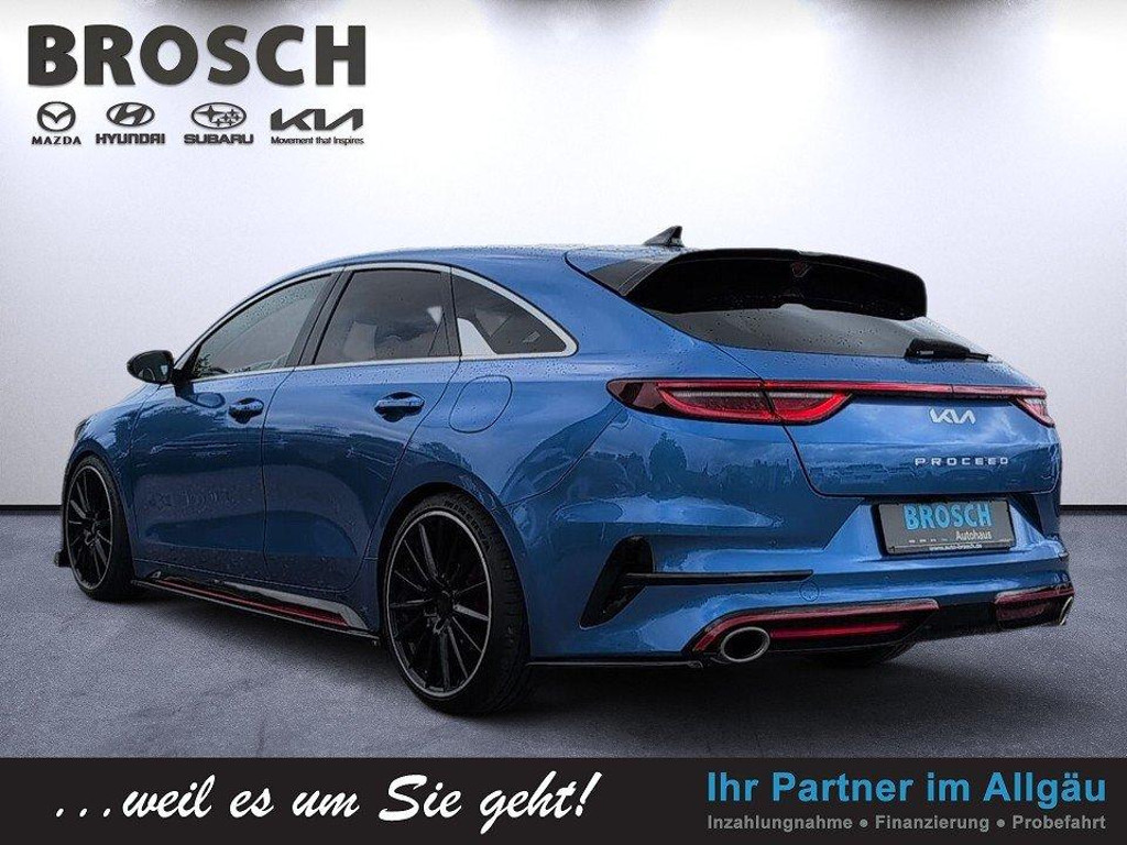 Kia ProCeed