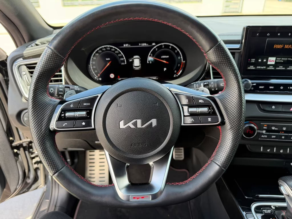 Kia ProCeed