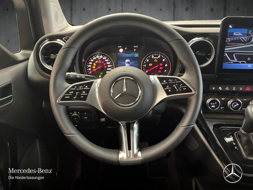 Mercedes-Benz T 180