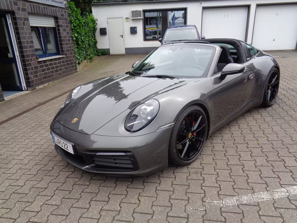 Porsche 911 4S 992 Cabriolet Targa