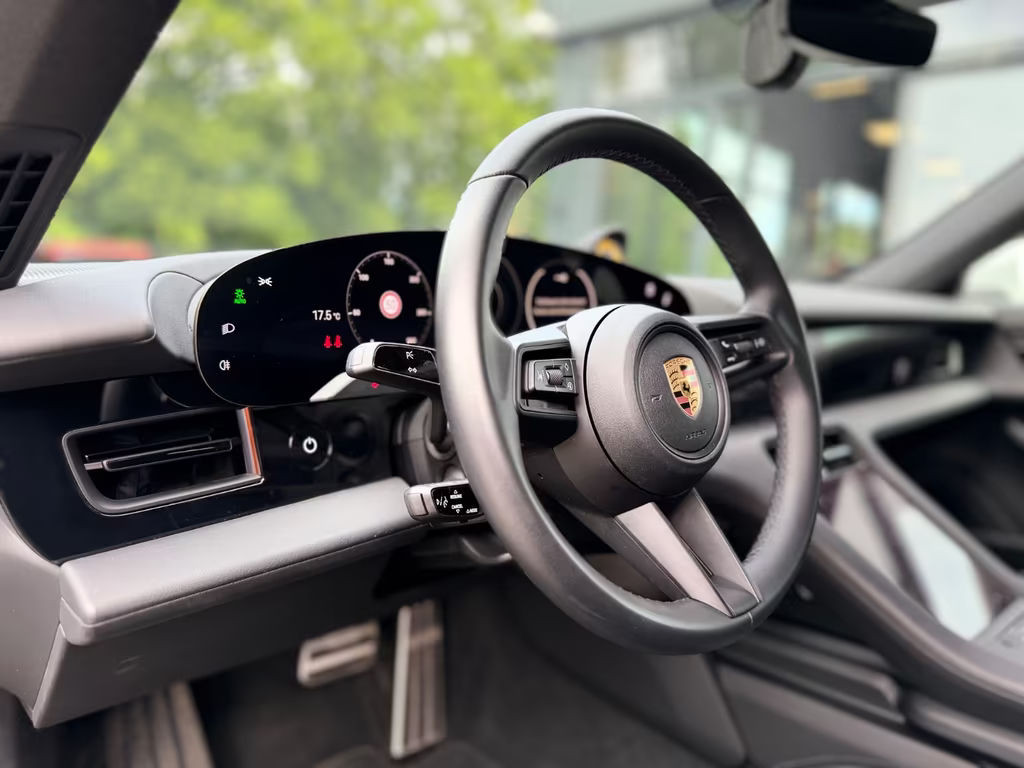 Porsche Taycan
