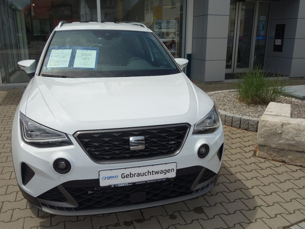 Seat Arona