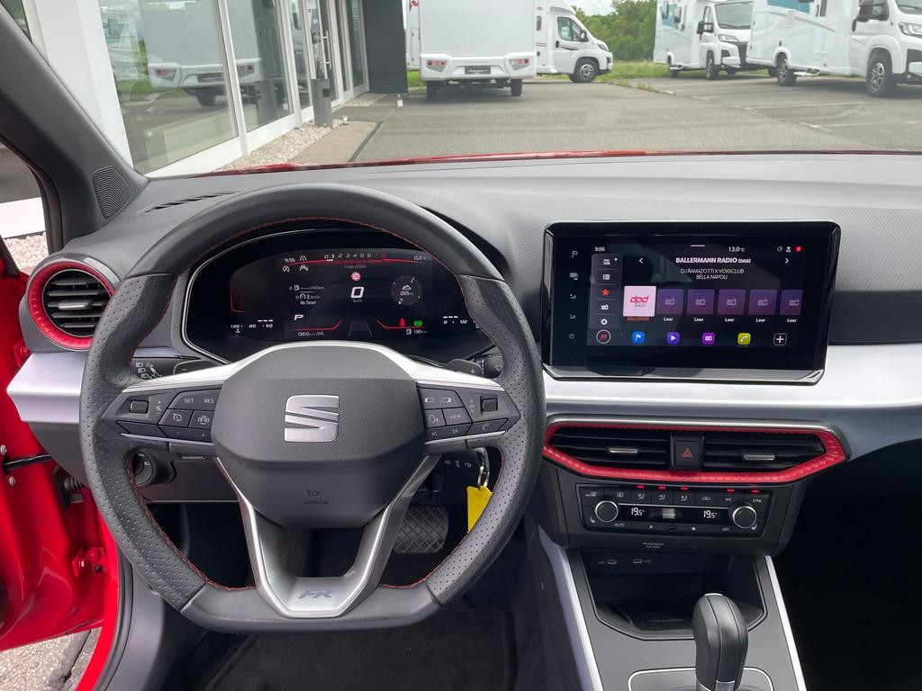 Seat Arona