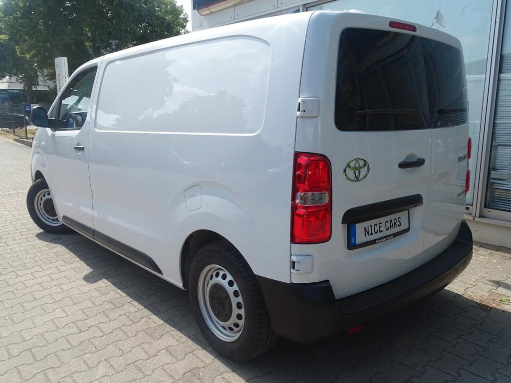 Toyota Proace (Verso)