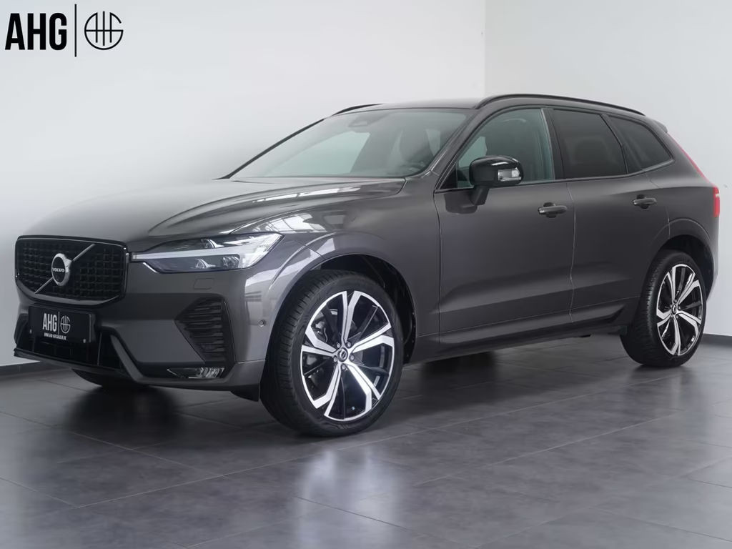 Volvo XC60 Plus Dark