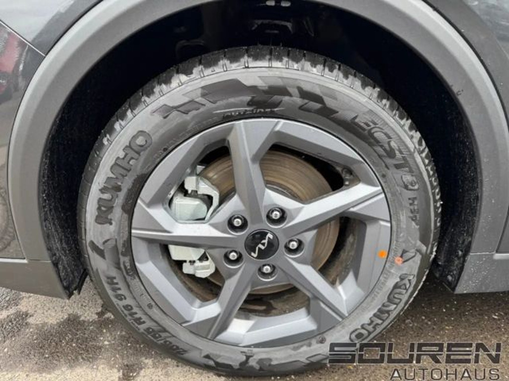 Kia K4