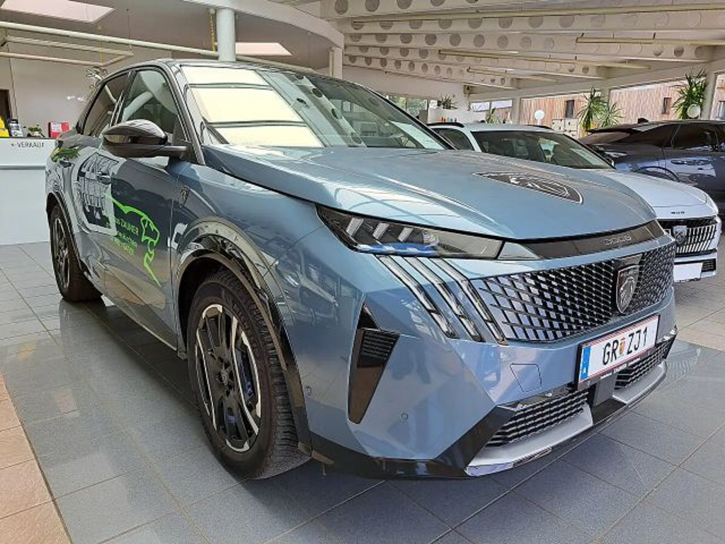 Peugeot E-3008