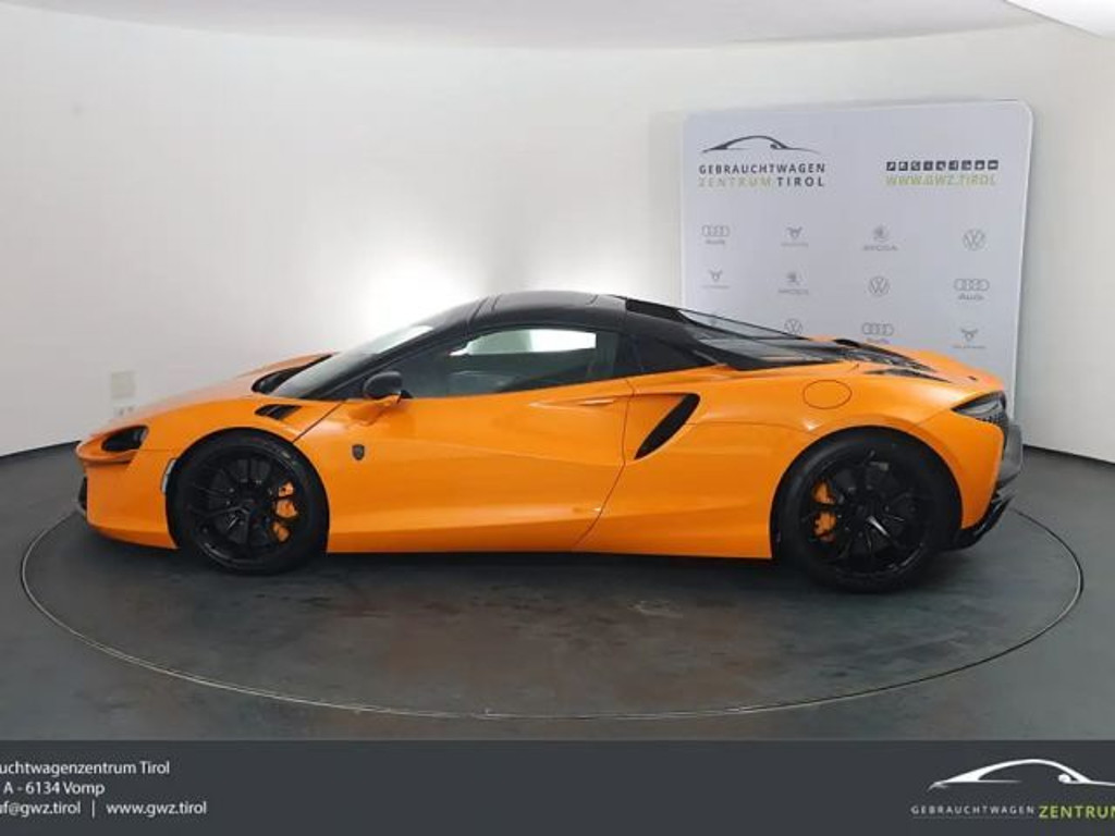 McLaren Artura