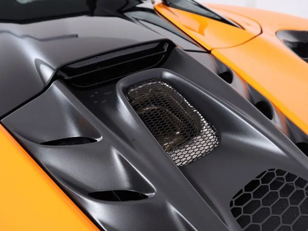McLaren Artura