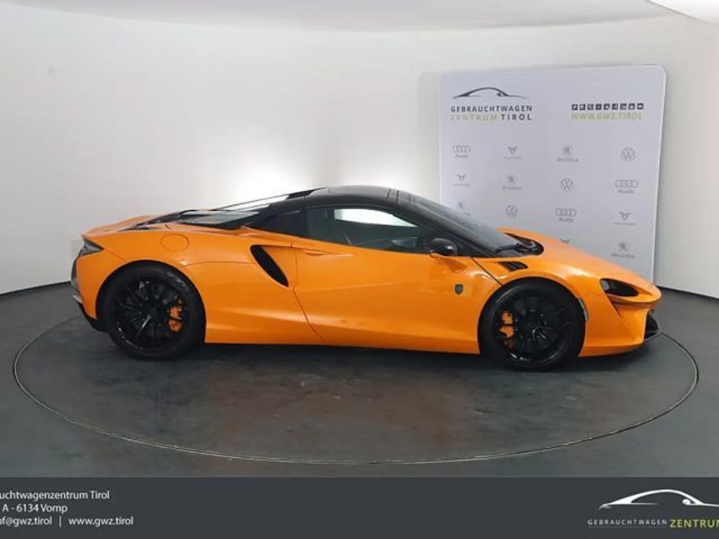 McLaren Artura