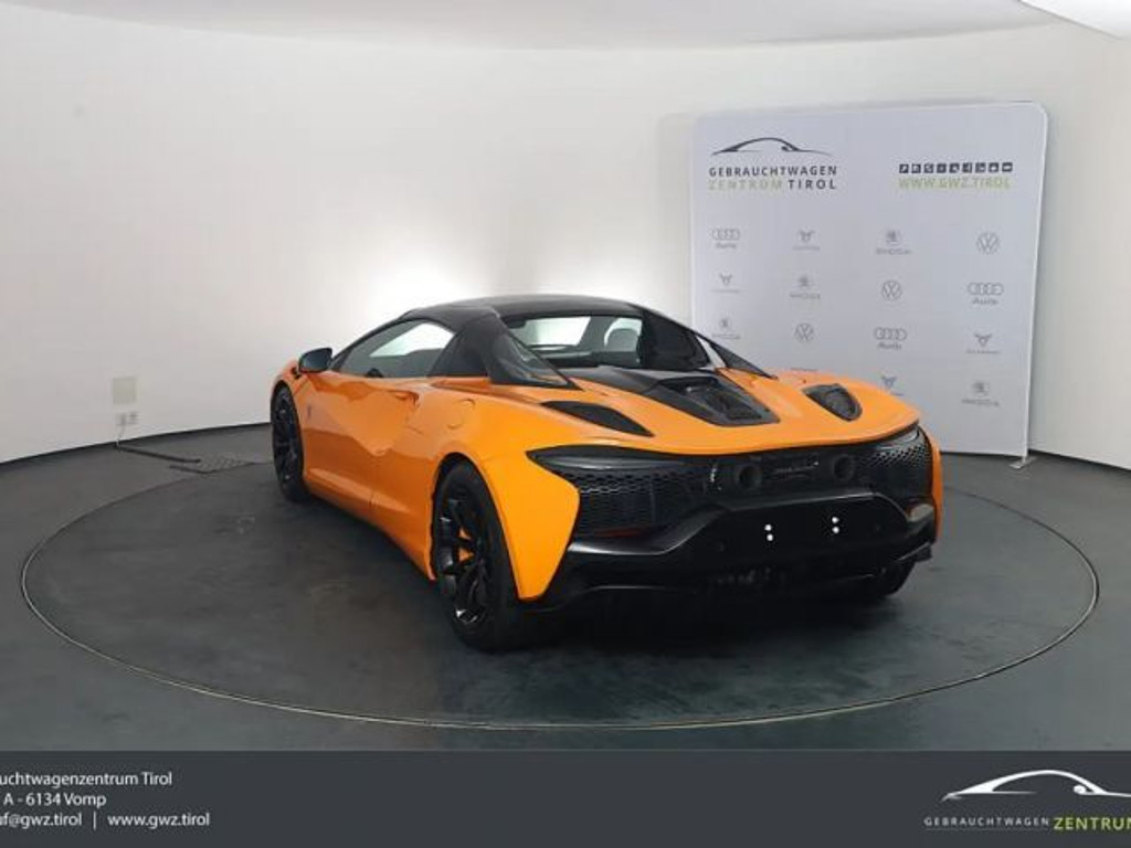 McLaren Artura