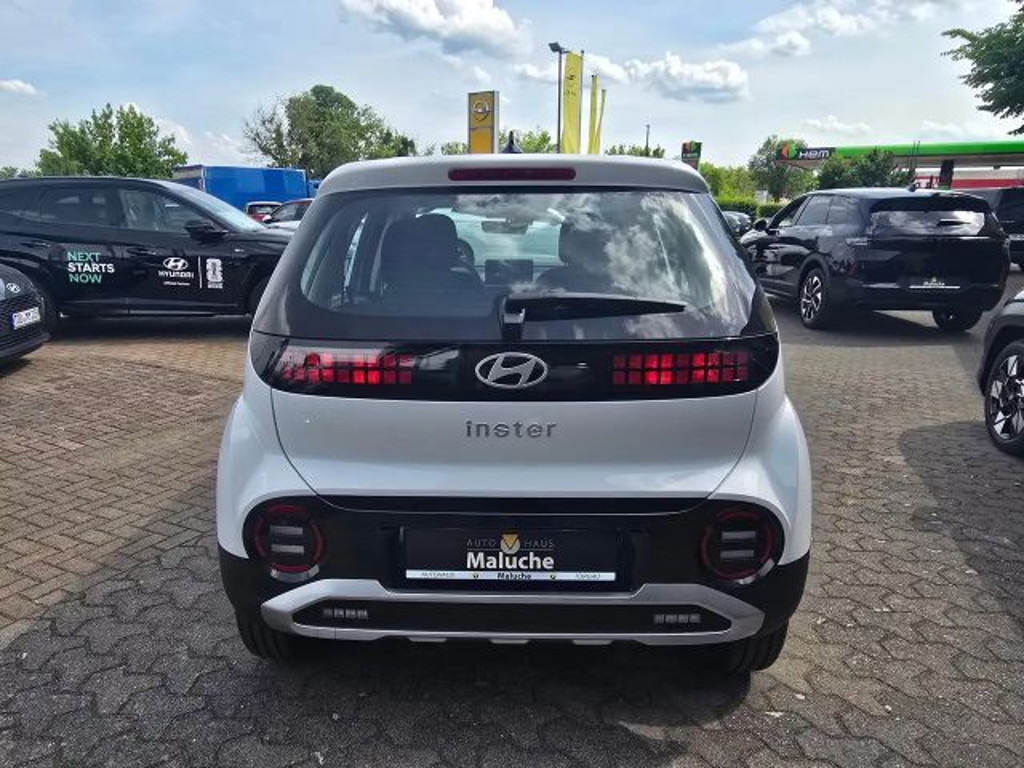 Hyundai INSTER