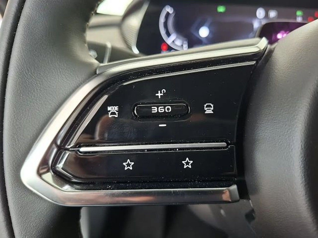 Mazda 6e