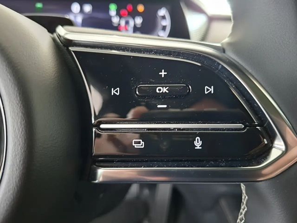 Mazda 6e