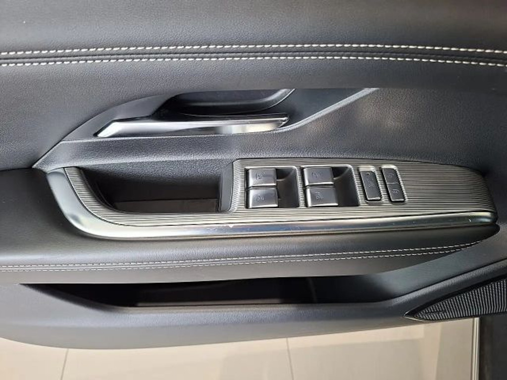 Mazda 6e